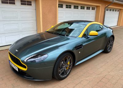 Aston Martin N430 V8 Vantage